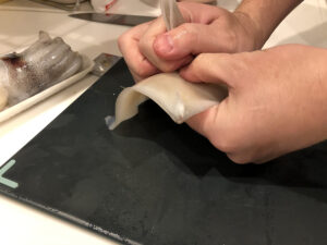 イカの塩辛作り
